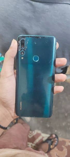 Huawei y9 prime 4/128 only back khrab ha 1