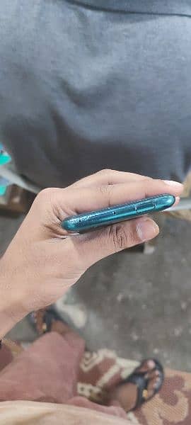 Huawei y9 prime 4/128 only back khrab ha 8