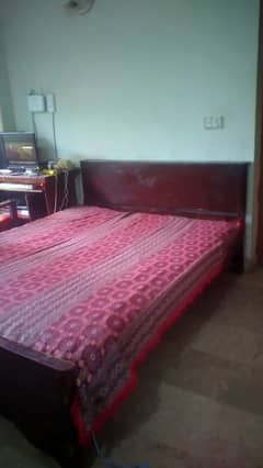 Queen Size Bed Sheesham Wood Without Mattress