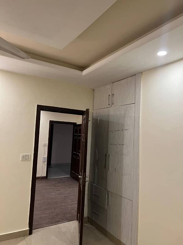 Apolo Tower 3 bed Room Unfurnished Apartment Available For Rent In E-11/4 10