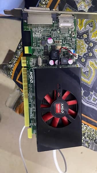 Amd R7 350x 4GB | DDR3 128-bit 2