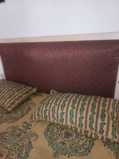 bed set for sale in good condition.