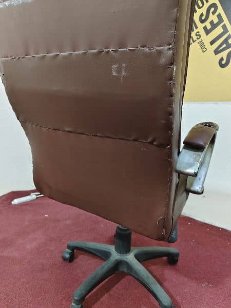 Used like new Office Chair for sale 3