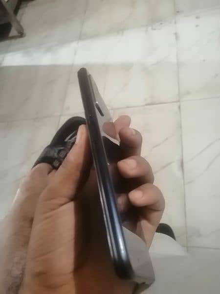 vivo v20 4/64 Urgent sale 4