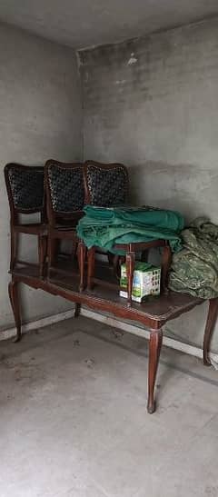 dinning table with chairs 0