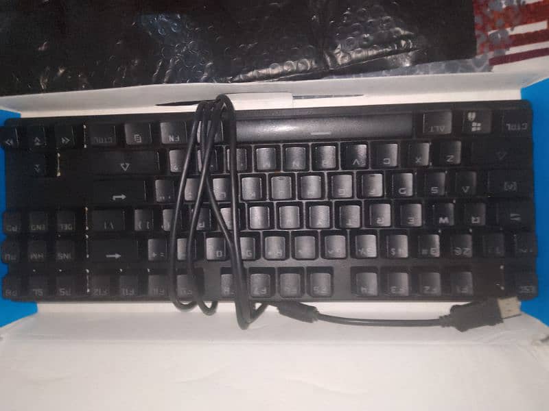 AKRIA MECHANICAL TKL KEYBOARD 1