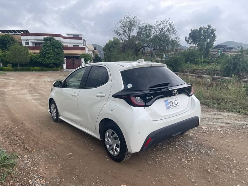 Toyota Yaris 2021 4