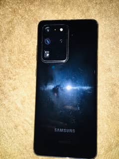 Samsung s20 ultra 5G 12  128 gb  5000 mh baterry  100zooming camera