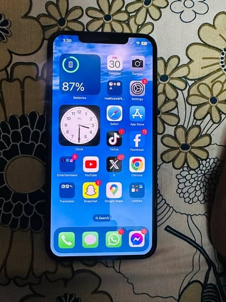 IPHONE 11 PRO MAX 256 GB NON PTA FACTORY UNLOCK 4