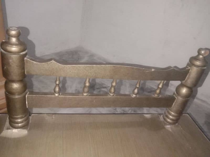 wooden jay namaz/ takht posh available in good condition 2