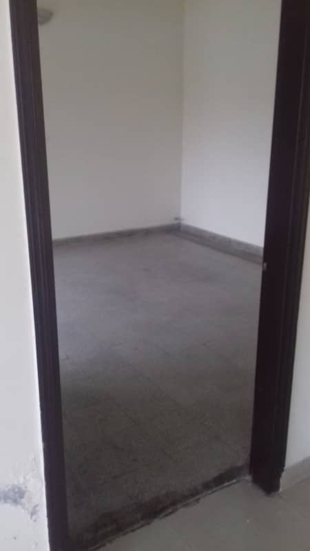 10 Marla 4 Bedrooms House For Rent 12