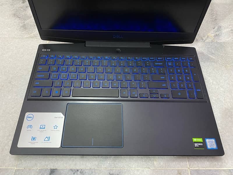 Gaming Dell G3 i5 9th gen 6gb dedicated GTX 1660TI 10