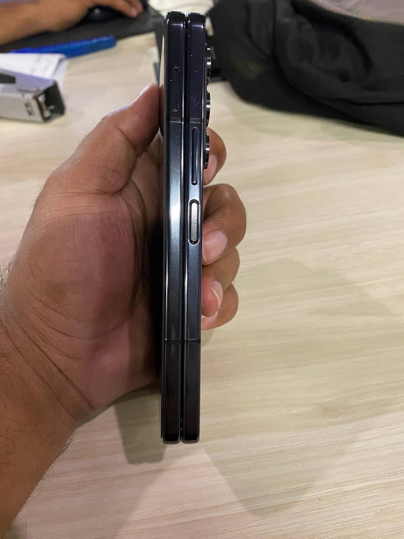 Samsung Galaxy Z Fold 5 7