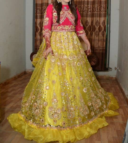 Bridal Mehndi Lehnga 0