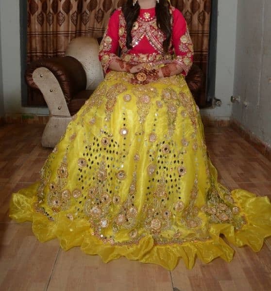 Bridal Mehndi Lehnga 2