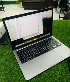 Macbook Pro 2020 Core i5 13”inch 8Gb Ram 256Gb Ssd