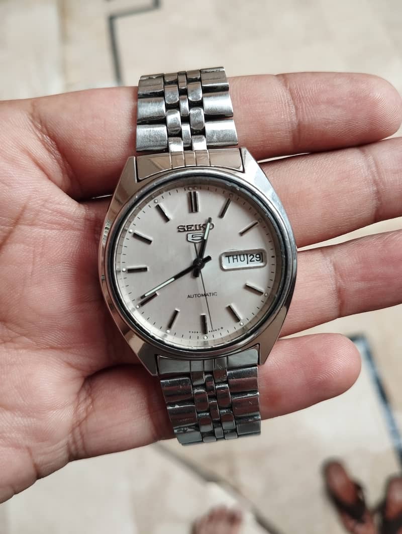 Seiko 5 Automatic Day/Date Vintage Men’s Watch 0