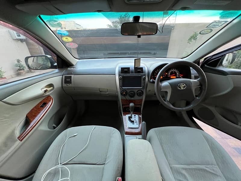 Toyota Corolla Altis 2010 15