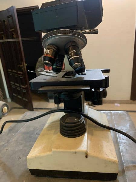 Professional Microscope : Bausch & Lomb Galen III Microscope 0