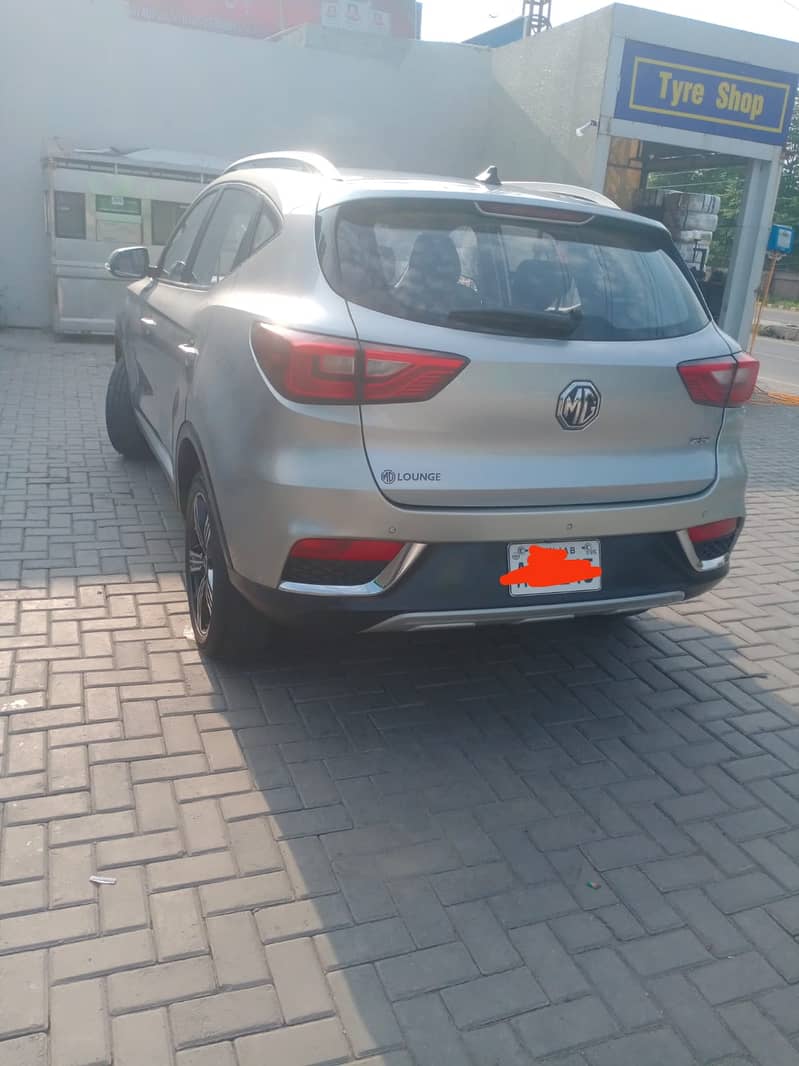 MG ZS 2022 4