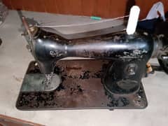 Deluxe sewing machine