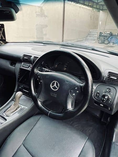 Mercedes C Class 2004 1