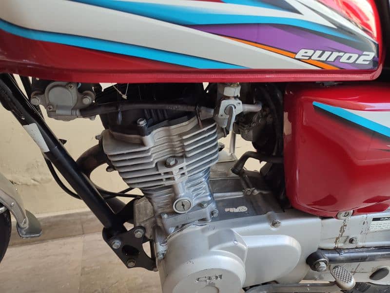 Honda CG125 2015 7