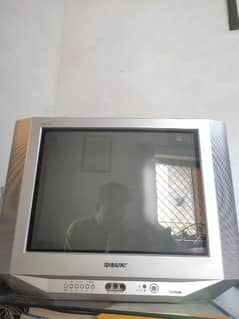 I'm selling my 100% original and genuine Sony wega Trinitron 21 inch.