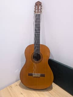 Yamaha C40 Classical Nylon Guitar