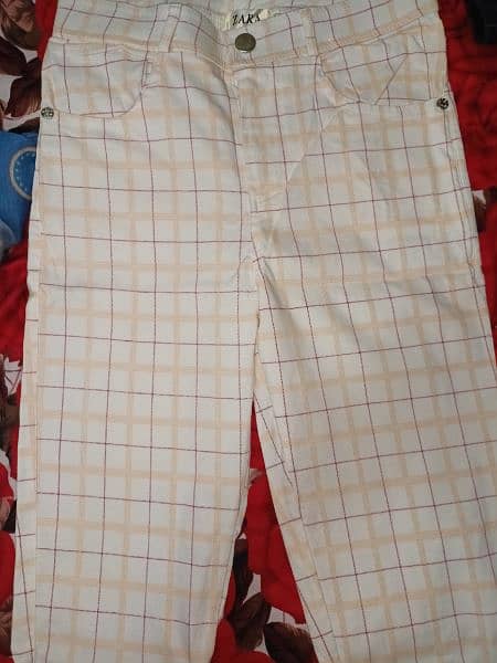 Ladies Jeggings Small Size 26-28 waist. 2