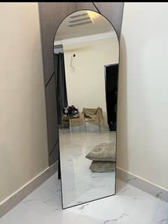 standing mirror