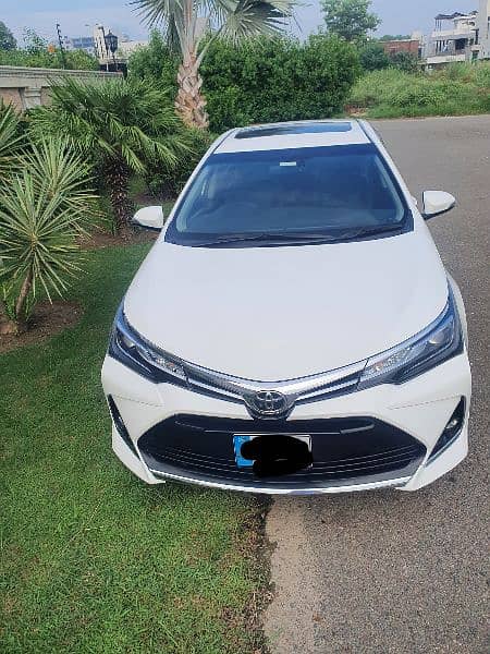 Toyota Altis Grande 2022 1