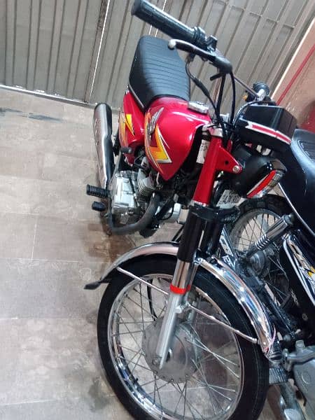 Honda 125 4