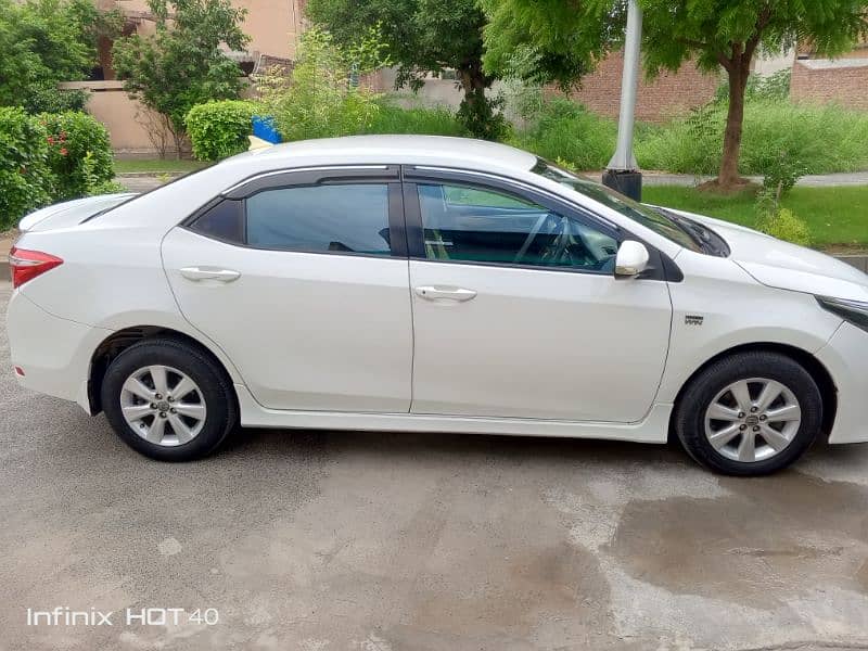 Toyota Corolla Altis 2016 4