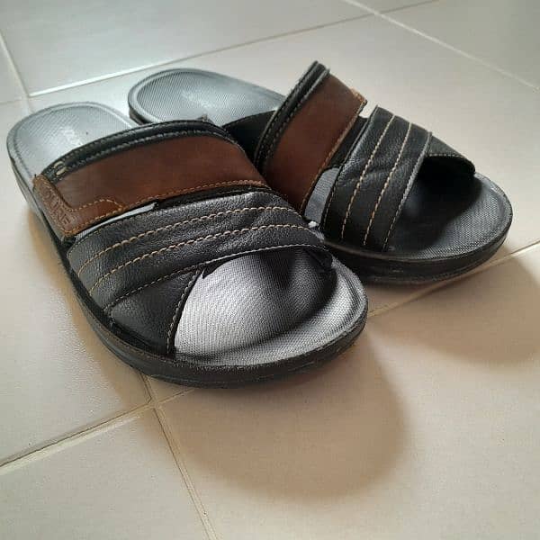 Ndure Original Branded Leather Chappal 0