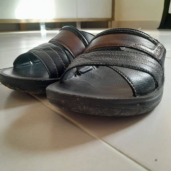 Ndure Original Branded Leather Chappal 1