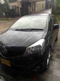 Toyota Vitz 2013 F 1.0 Urgent Selling