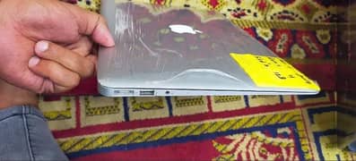 MacBook Air-2014 (Upgradeable) 0