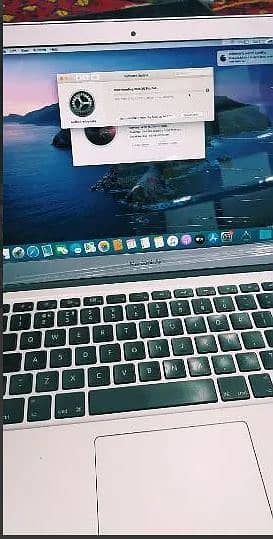 MacBook Air-2014 (Upgradeable) 1