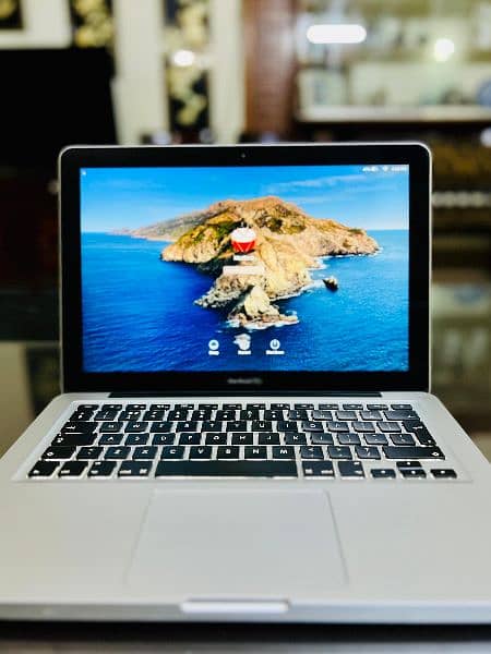 MacBook Pro Mid 2012 ( 8gb , 256gb ) 8