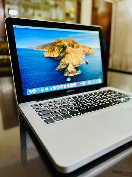 MacBook Pro Mid 2012 ( 8gb , 256gb ) 11