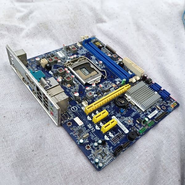 Intel H61 Motherboard | Great Condition | Fully Functional 0