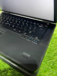 Dell Latitude E5440 (NVIDIA 02 GB)