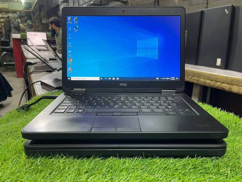 Dell Latitude E5440 (NVIDIA 02 GB) 1