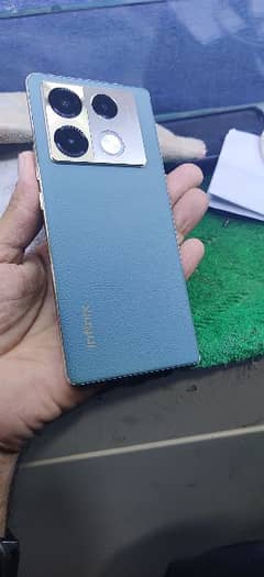 Infinix Note 40 Pro 256GB full box Wireless Charger 10 month warnty