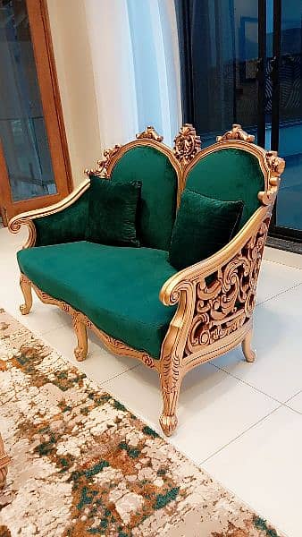 Pure shesham wood. Emerald green luxury 2 seater sofa 4