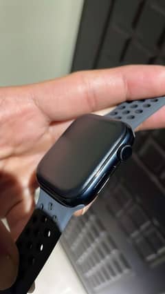 Apple Watch SE 2 44mm