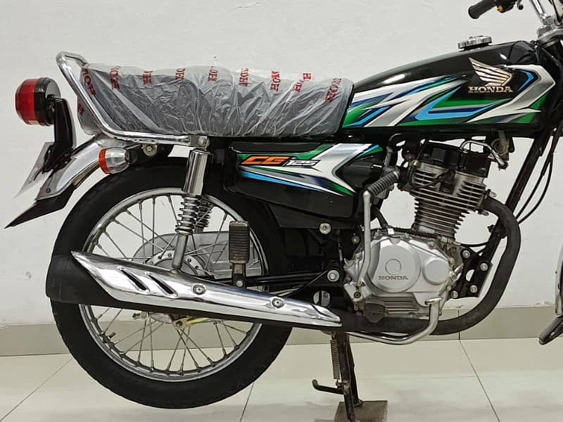 HONDA CG125 MODEL 22/23 6