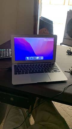 macbook apple goo condition