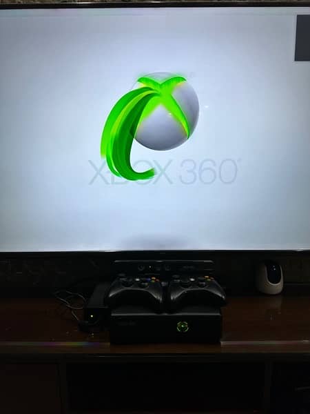 Xbox 360 Slim (250 GB) JTAG and with Kinect 7